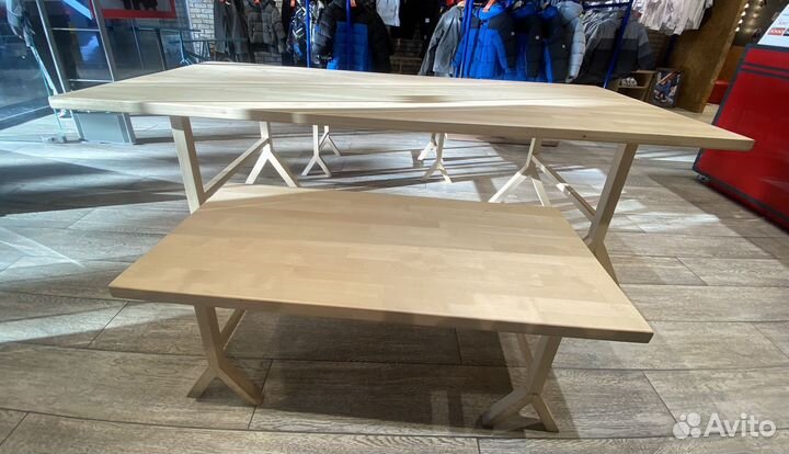 Продаю стол и две лавки