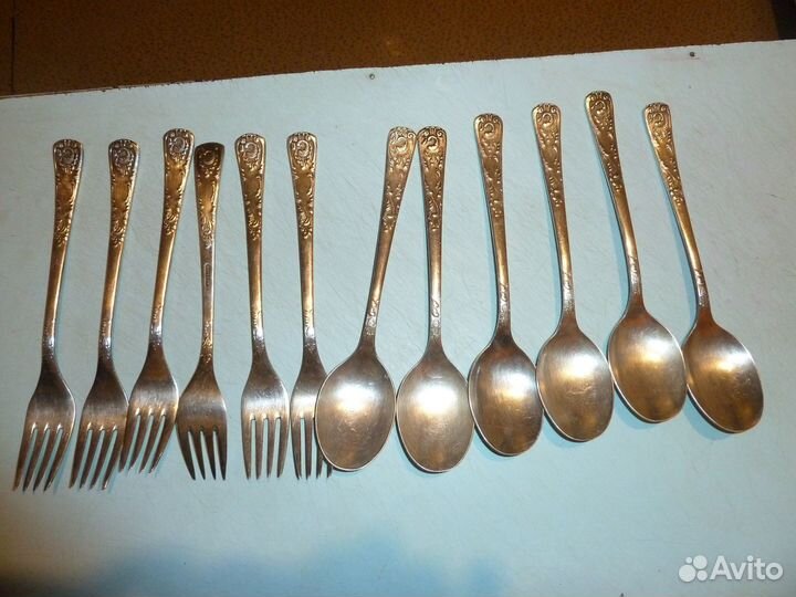 Столовый набор ложки и вилки СССР