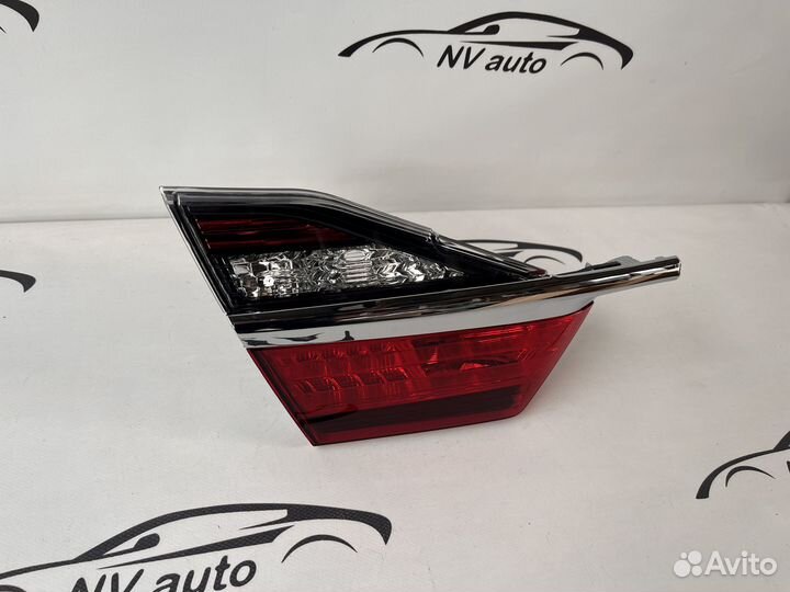 Toyota camry 55 фонарь внутренний левый 15-17