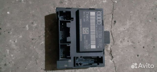 Audi q7 эбу левой передней двери