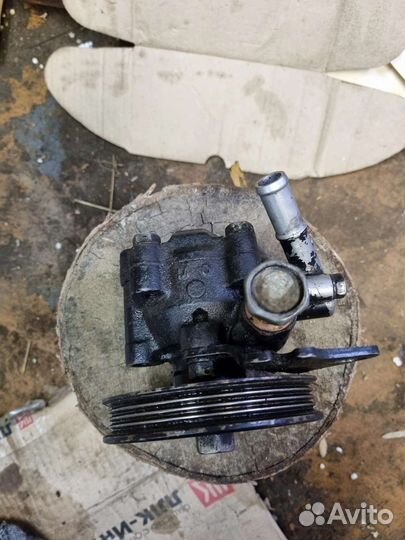 Насос гур nissan sunny
