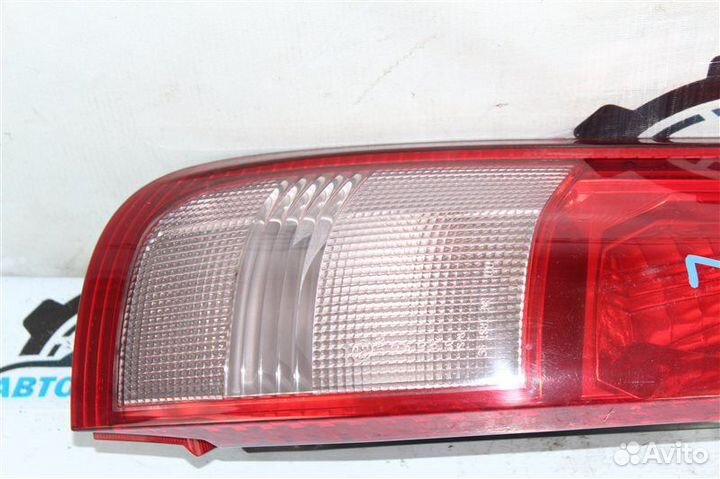 Стоп-сигнал левый Nissan X-Trail NT30 QR20DE