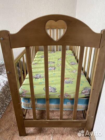 Кровать детская с матрасом