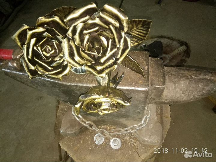 Кованые розы