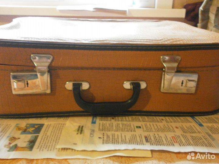 Чемодан советский