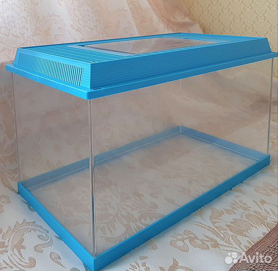 Пластиковый аквариум - террариум