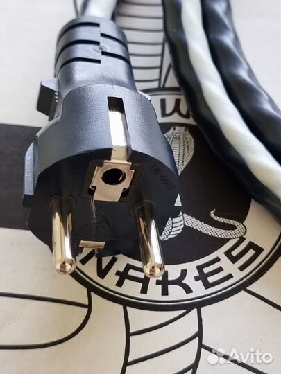 Shunyata Venom 3 Силовой кабель 1,8 метра