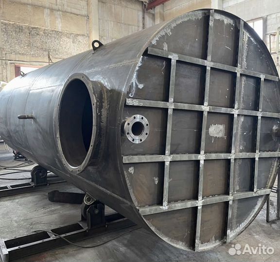 Емкость 50 м3 и более