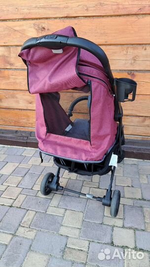 Прогулочная коляска s300