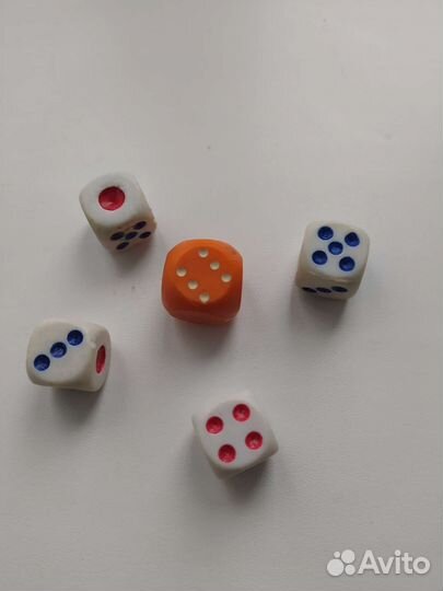 Кубики игральные