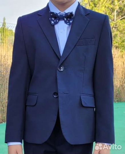 Пиджак и рубашки для мальчика