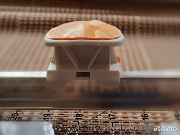 Резак триммер для ткани 61см Fiskars