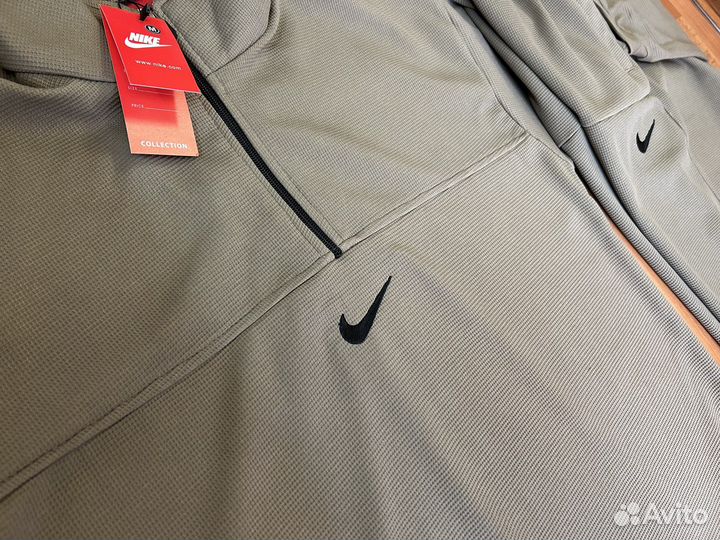 Спортивный костюм мужской nike