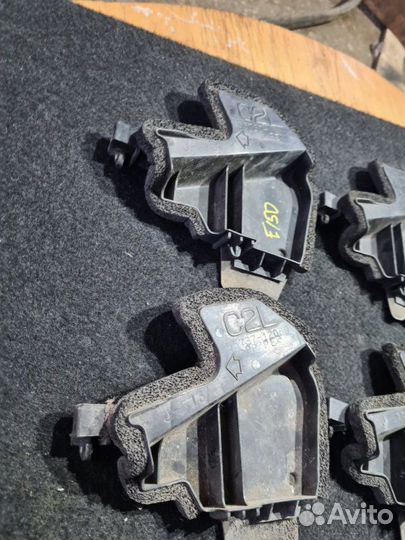 Накладка кузова Toyota Corolla E150 1.6 1ZR-FE