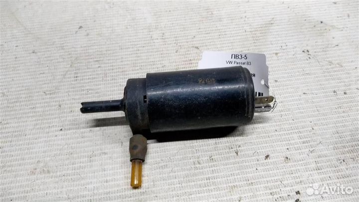 Насос омывателя volkswagen Passat B3