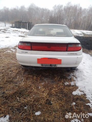 Toyota Carina 1.5 MT, 1993, битый, 324 000 км с пробегом, цена 130000 руб.