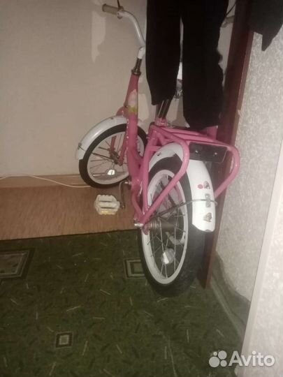 Детский велосипед бу 4 колёсный