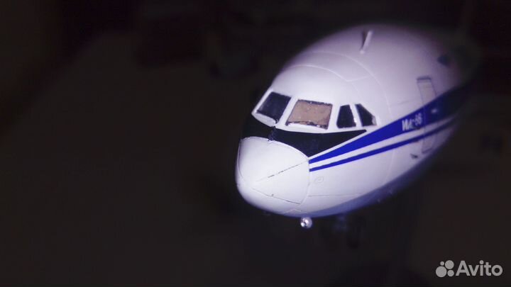 Модель Ил-86 в масштабе 1:144