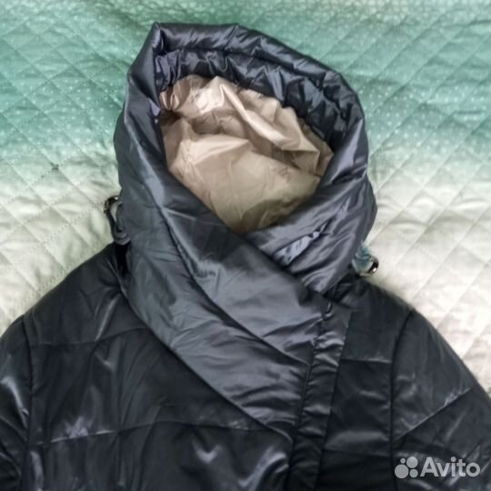 Пуховик женский 42