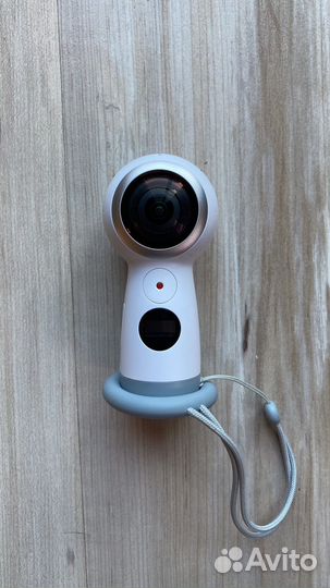 Экшн камера Samsung Geat 360 4K
