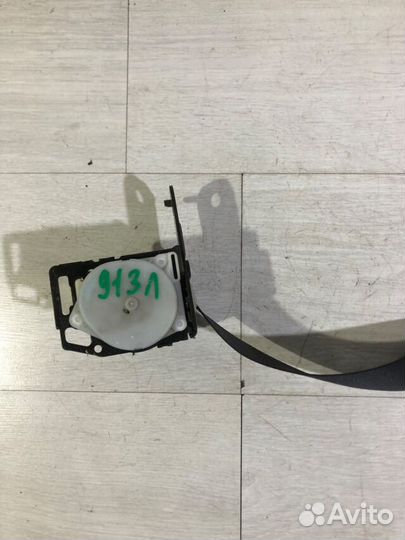 Ремень безопасности задний лев toyota corolla E150