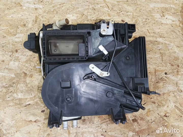 Корпус отопителя радиатор печки mitsubishi carisma