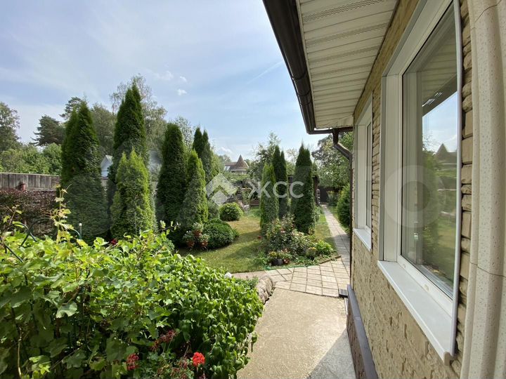 Дом 179,5 м² на участке 8,7 сот.