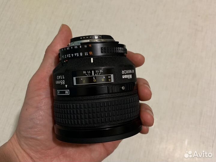 Объектив Nikon 85 mm f1,4 (или обменяю)