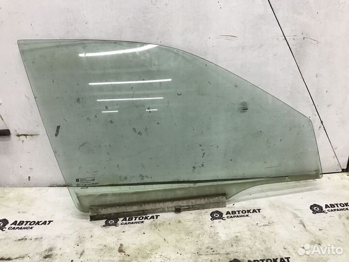 Стекло переднее правое Opel Vectra B