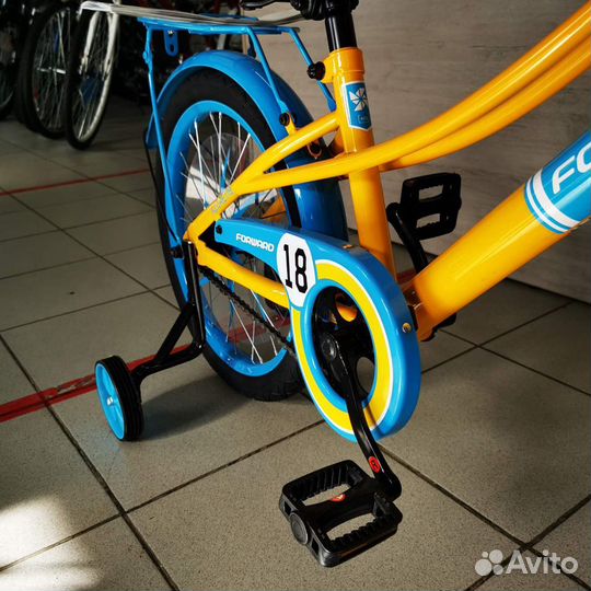 Велосипед Forward Azure 18 (2020-2021) желтый