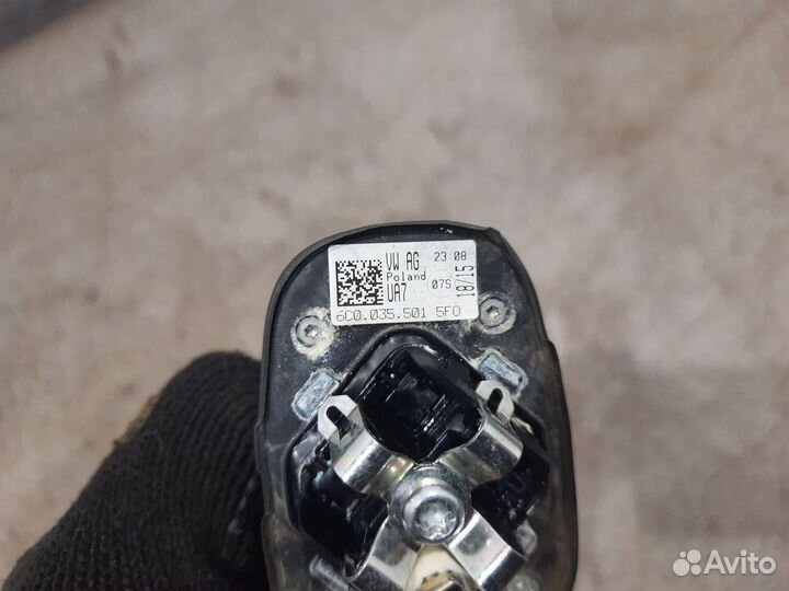 Активная антенна в крышу для Skoda Rapid 2015