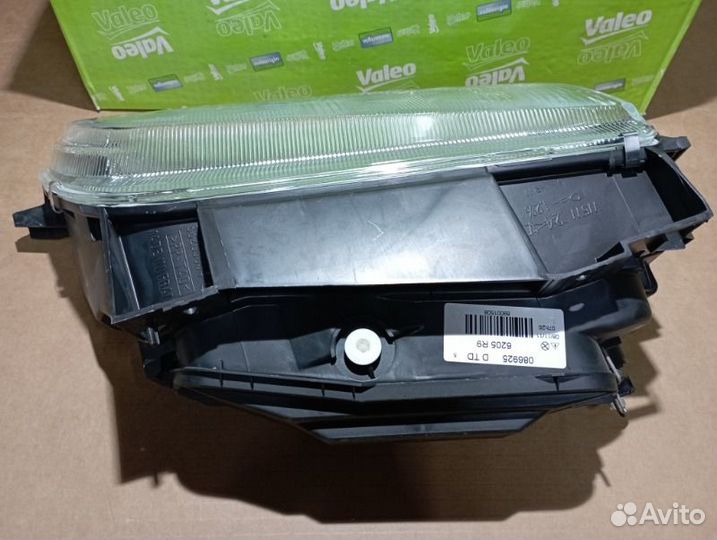 Фара противотуманная птф правая Citroen Xantia