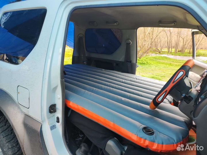 Спальник в Suzuki Jimny. Автомобильный матрас