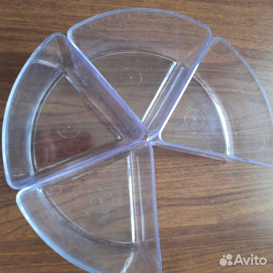 Менажница с крышкой (пластик)