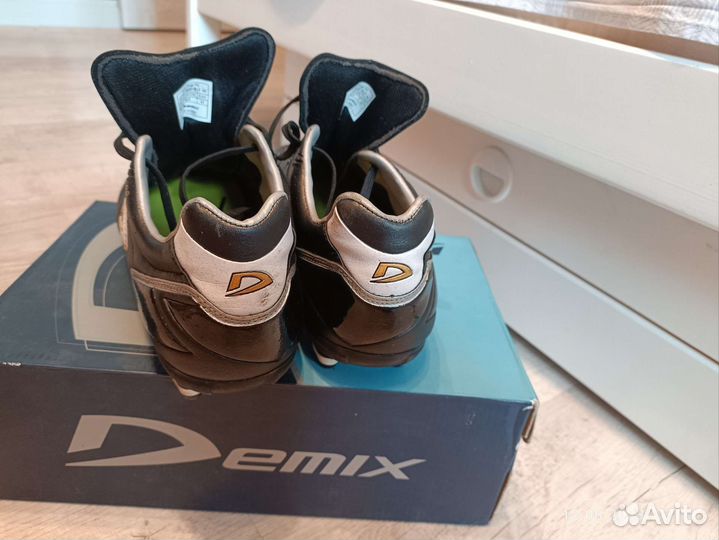 Футбольные бутсы 44 размер