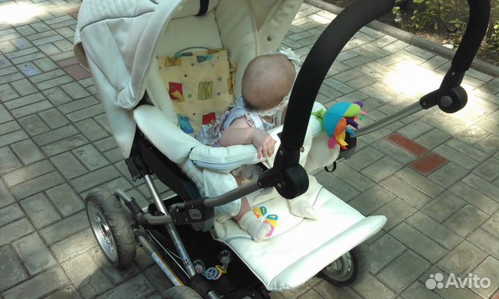 Коляска Emmaljunga City Cross