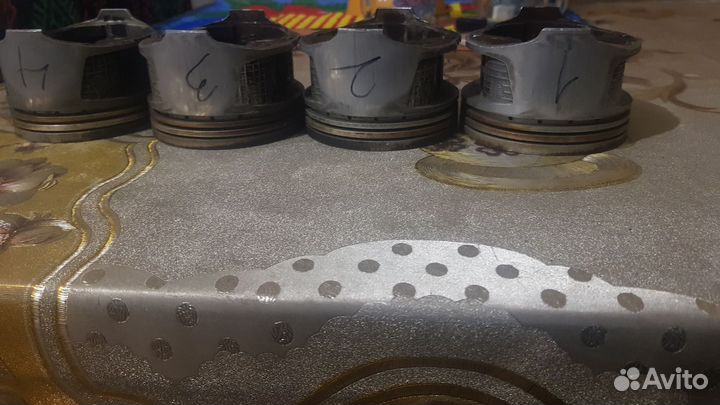 Продам поршня 7afe