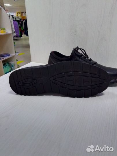 Туфли для мальчика р.34 черный