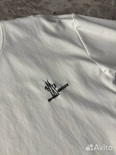 Футболка Moncler белая