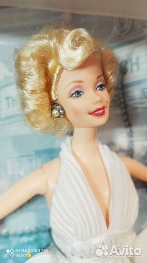 Барби в Образе Мэрилин Монро в Белом Платье