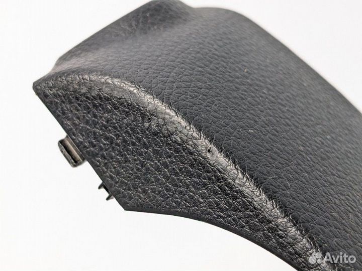 Накладка рулевой колонки Kia Rio G4FG 2019