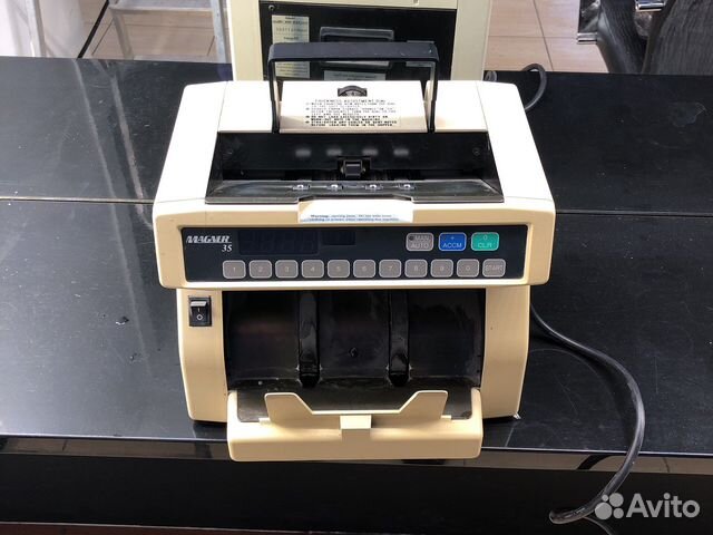 Машинка для счета денег