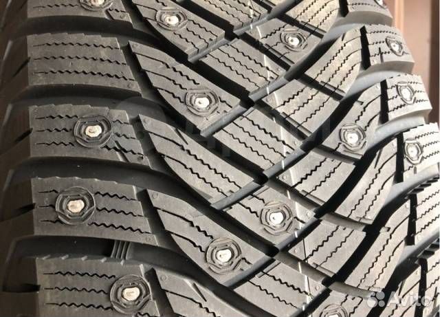 Goodyear UltraGrip Arctic 2 SUV 275/45 R21 110T