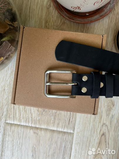 Мужской кожаный ремень ручной работы