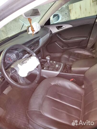 Ауди а6 с7 белого цвета в разборе