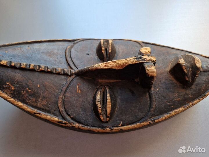 Африканская маска народа Lwalwa Конго 42см