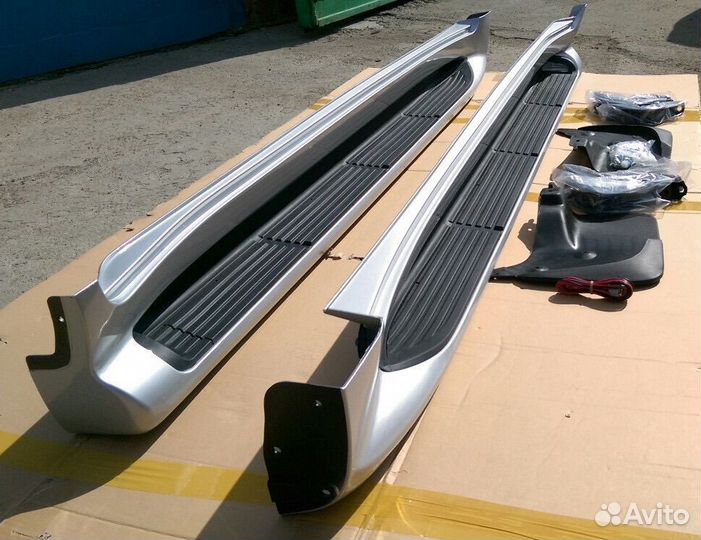 Lexus LX570 Пороги штатные стандартные X7KB3