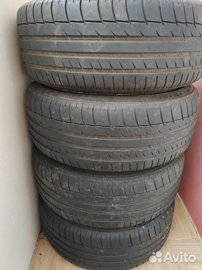 Triangle Sportex TSH11 215/40 R18 89Y