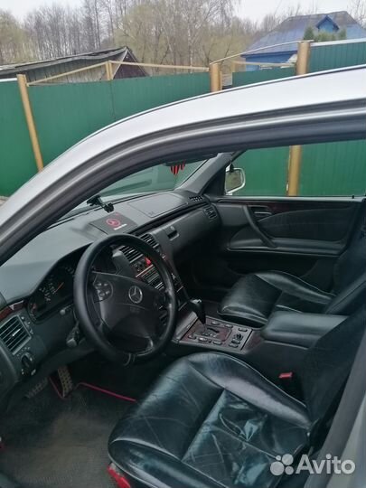 Mercedes-Benz E-класс 2.0 AT, 2001, 460 000 км