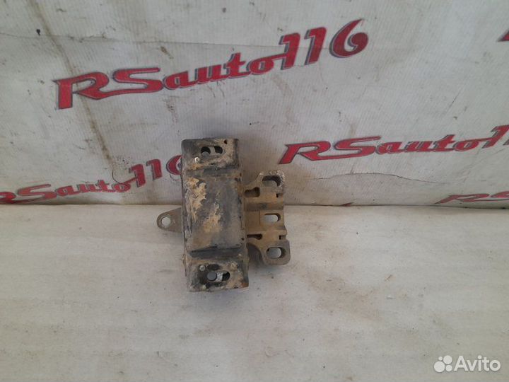 Подушка кпп левая Skoda Octavia A4 Рестайл